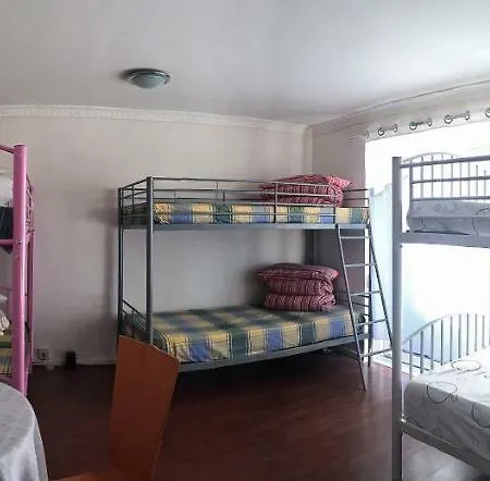 Cherry House & Self Catering * Leeds (West Yorkshire)